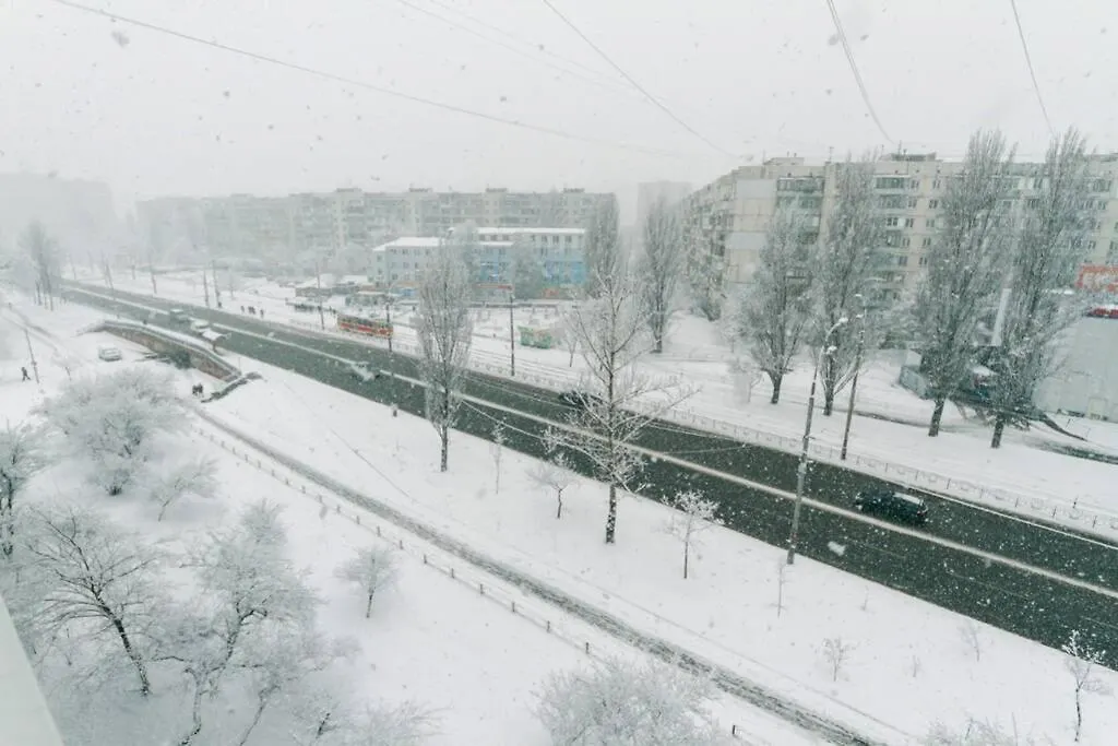 Nice Two- Bedroom Apartment In Five Minutes From Metro Minskaya Kijów 0*,  Ukraina